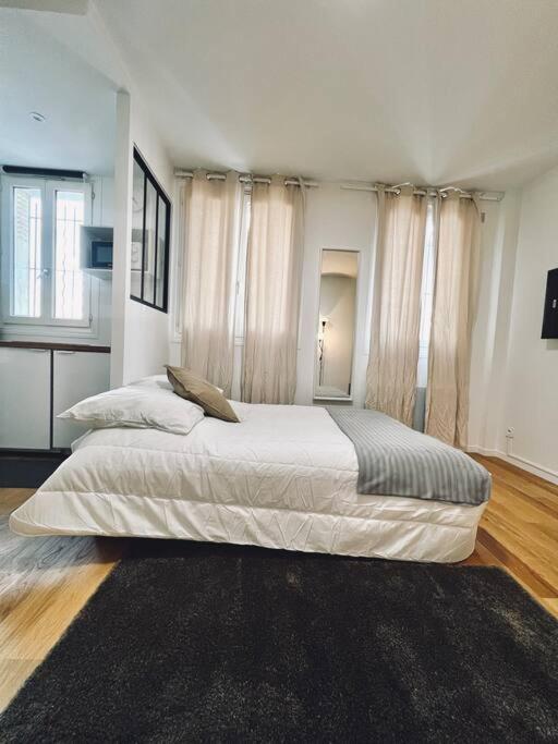 Tres Beau Refait A Neuf 2 * Saint-Ouen (Seine-Saint-Denis)